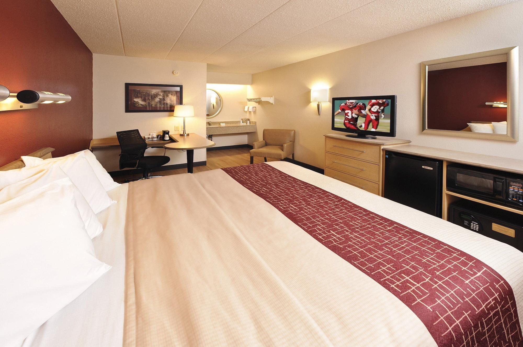 Red Roof Inn Detroit - Warren Εξωτερικό φωτογραφία
