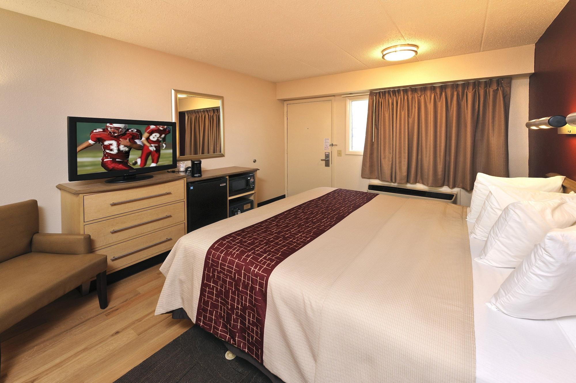 Red Roof Inn Detroit - Warren Εξωτερικό φωτογραφία