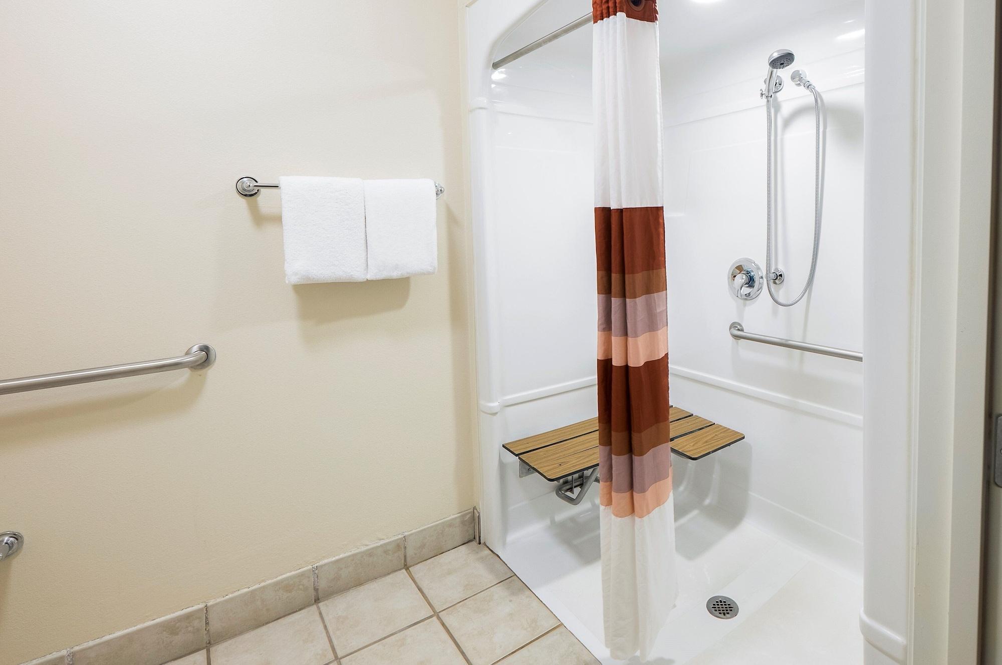 Red Roof Inn Detroit - Warren Εξωτερικό φωτογραφία