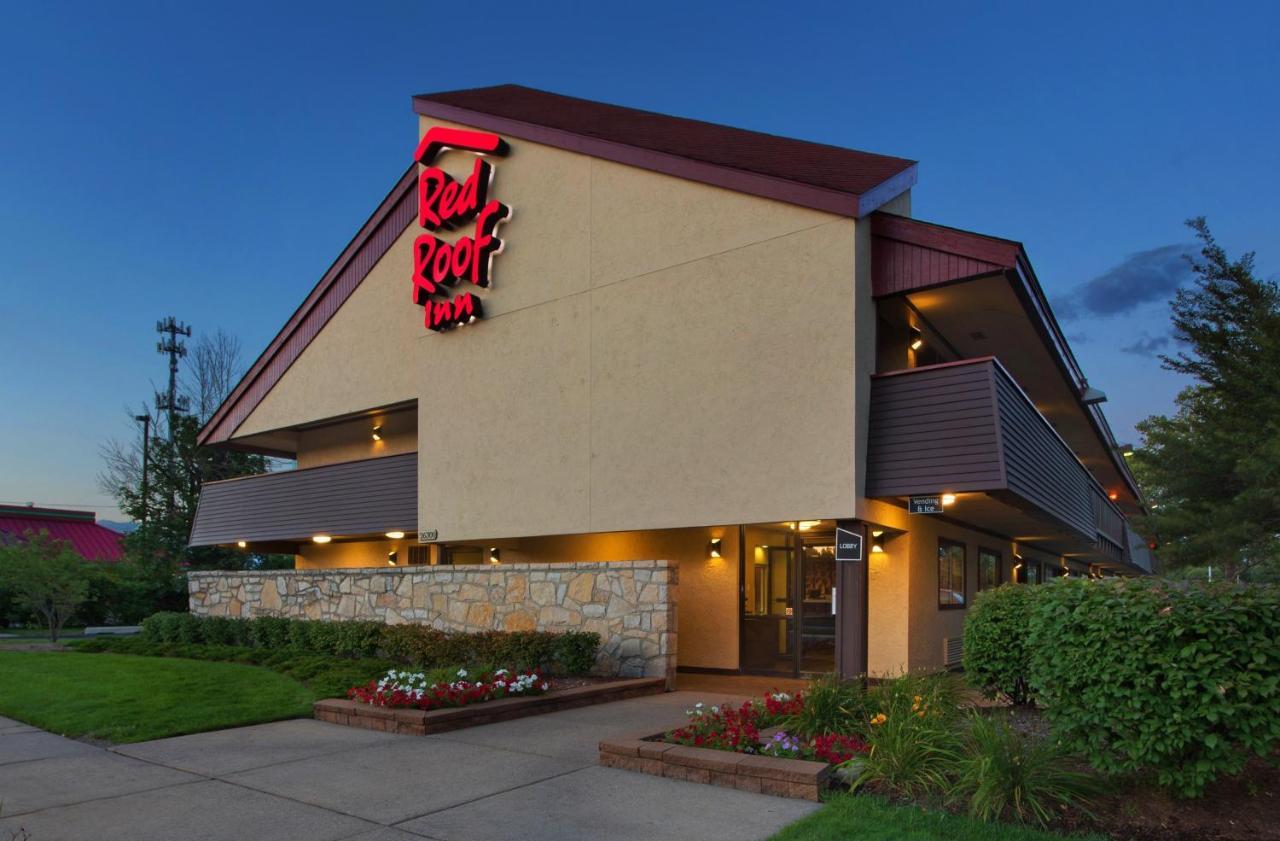Red Roof Inn Detroit - Warren Εξωτερικό φωτογραφία